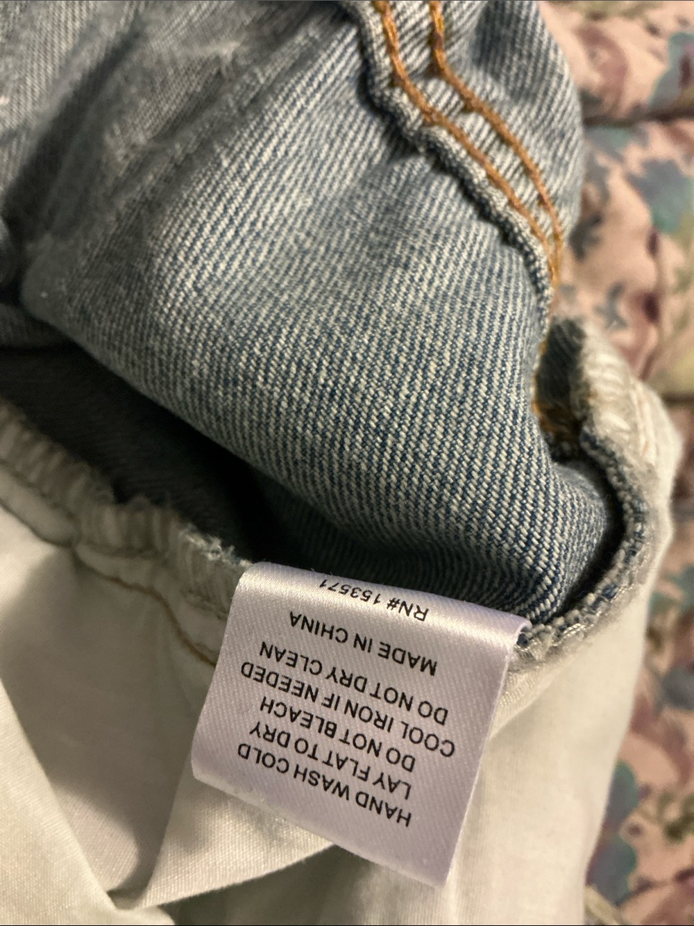 NWOT Oli & Hali Vintage Bloom Patchwork Denim Pants - Picture 8 of 8